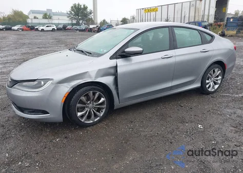 2015 Chrysler 200 S z USA, uszkodzony, nr VIN 1C3CCCDG9FN522946